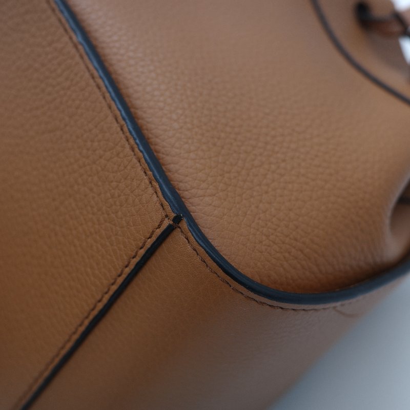 Loewe 羅威 Hammock 棕色 經典小牛皮迷你吊床包 肩背包-11