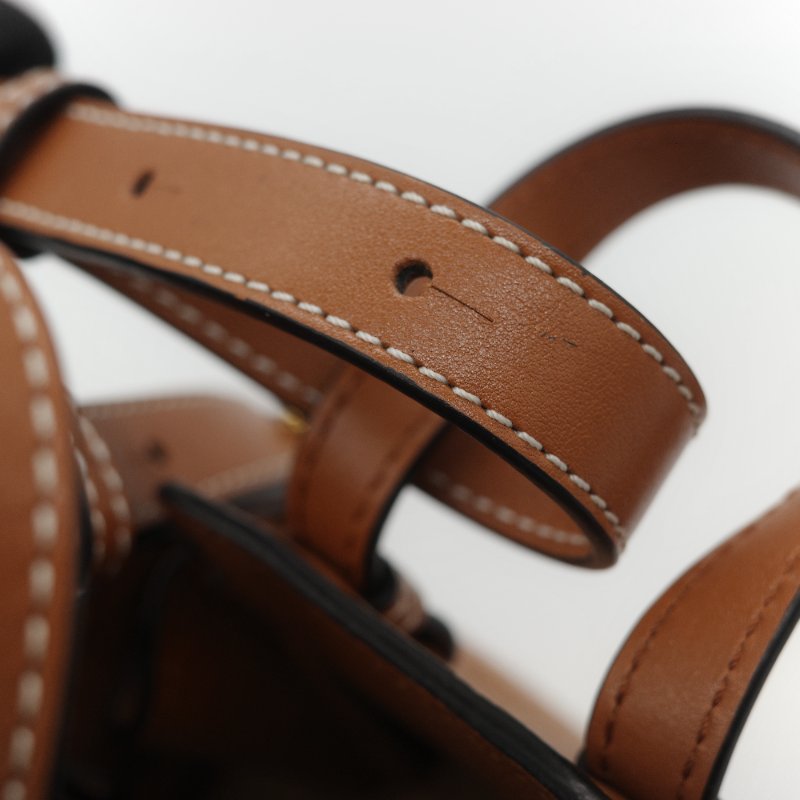 Loewe 羅威 Hammock 棕色 經典小牛皮迷你吊床包 肩背包-13