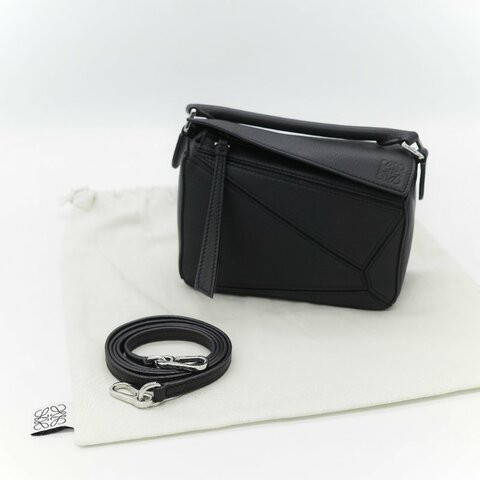 Loewe 羅威 Puzzle 黑色經典 小牛皮 迷你型 幾何 肩背包 斜挎包 拼圖包
