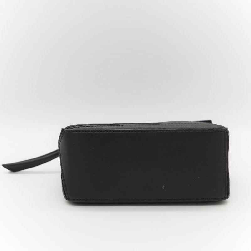 Loewe 羅威 Puzzle 黑色經典 小牛皮 迷你型 幾何 肩背包 斜挎包 拼圖包-7