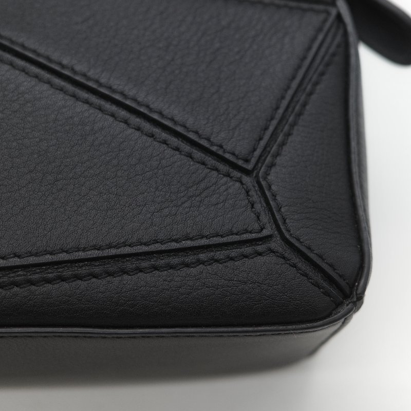 Loewe 羅威 Puzzle 黑色經典 小牛皮 迷你型 幾何 肩背包 斜挎包 拼圖包-9