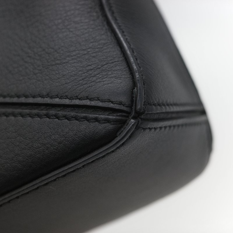 Loewe 羅威 Puzzle 黑色經典 小牛皮 迷你型 幾何 肩背包 斜挎包 拼圖包-10