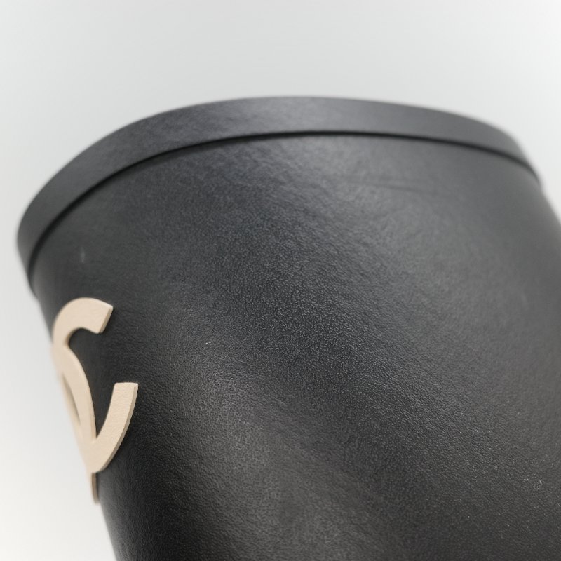 （配件齊全）Chanel 香奈兒 黑色橡膠 白色雙 C Logo 雨鞋 EU42-8