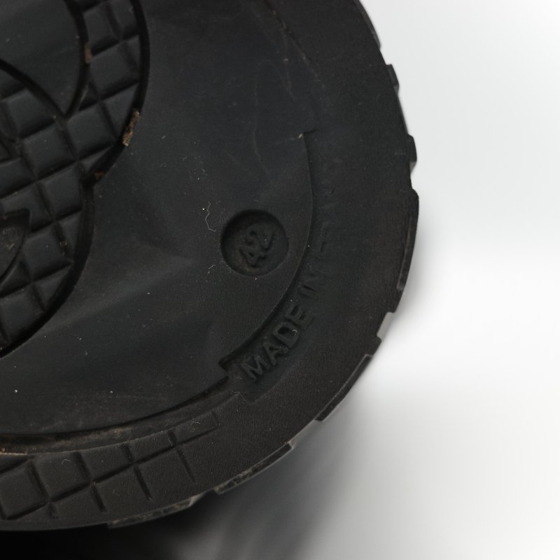 （配件齊全）Chanel 香奈兒 黑色橡膠 白色雙 C Logo 雨鞋 EU42-19
