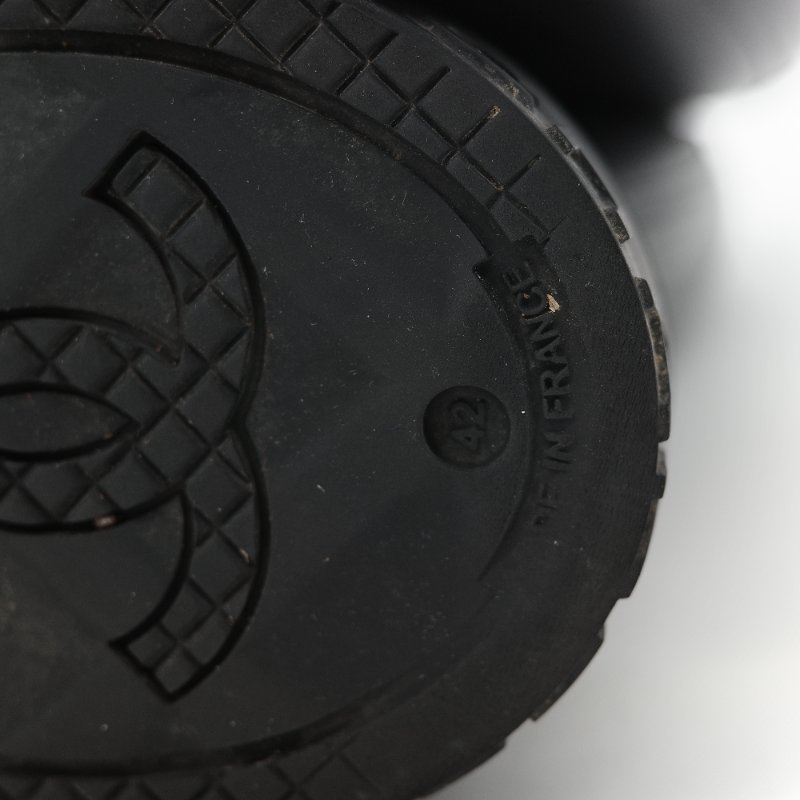 （配件齊全）Chanel 香奈兒 黑色橡膠 白色雙 C Logo 雨鞋 EU42-20