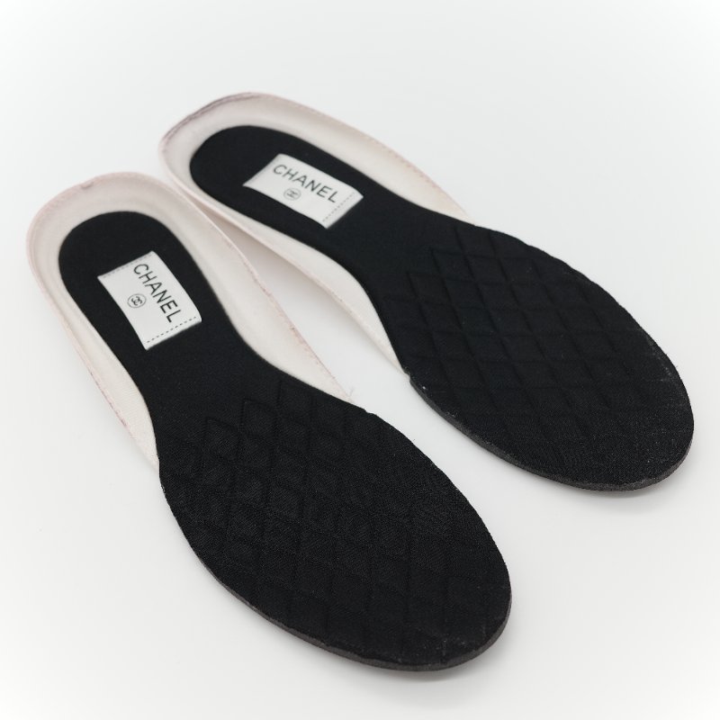 （配件齊全）Chanel 香奈兒 黑色橡膠 白色雙 C Logo 雨鞋 EU42-22