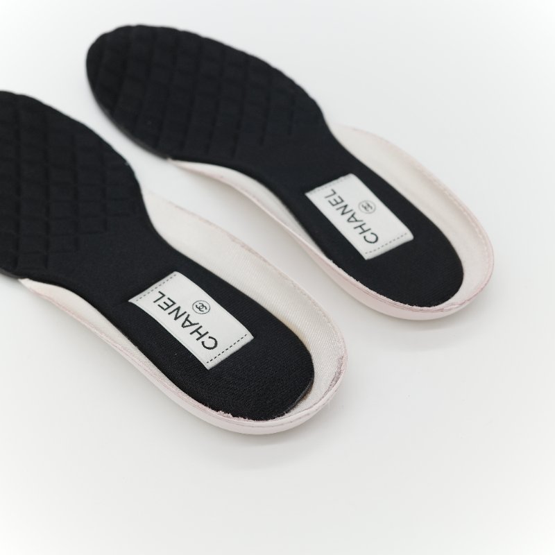 （配件齊全）Chanel 香奈兒 黑色橡膠 白色雙 C Logo 雨鞋 EU42-23