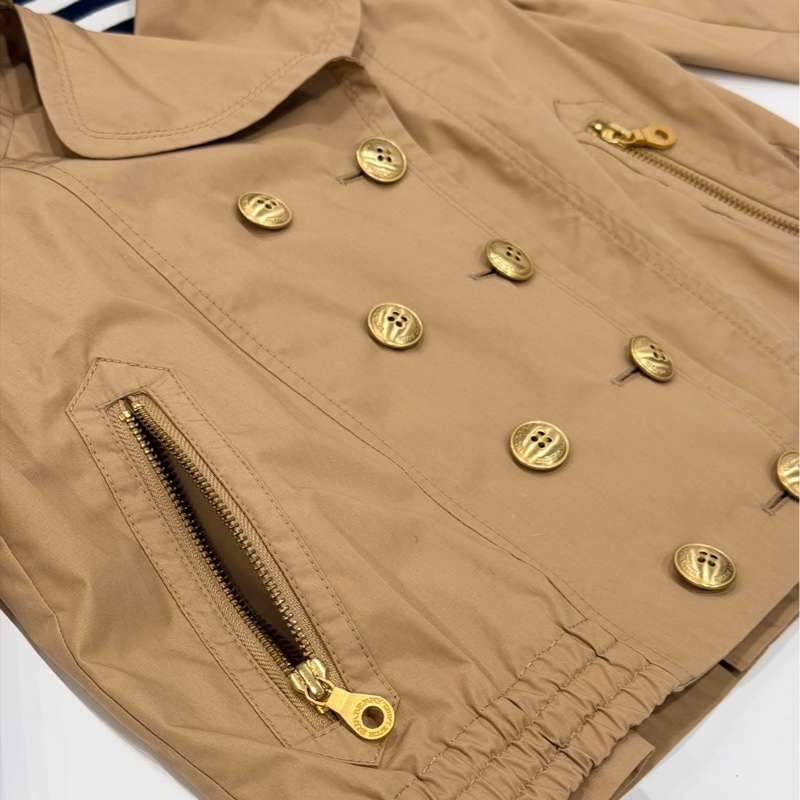 BURBERRY 藍標 雙排金扣短版風衣外套-5