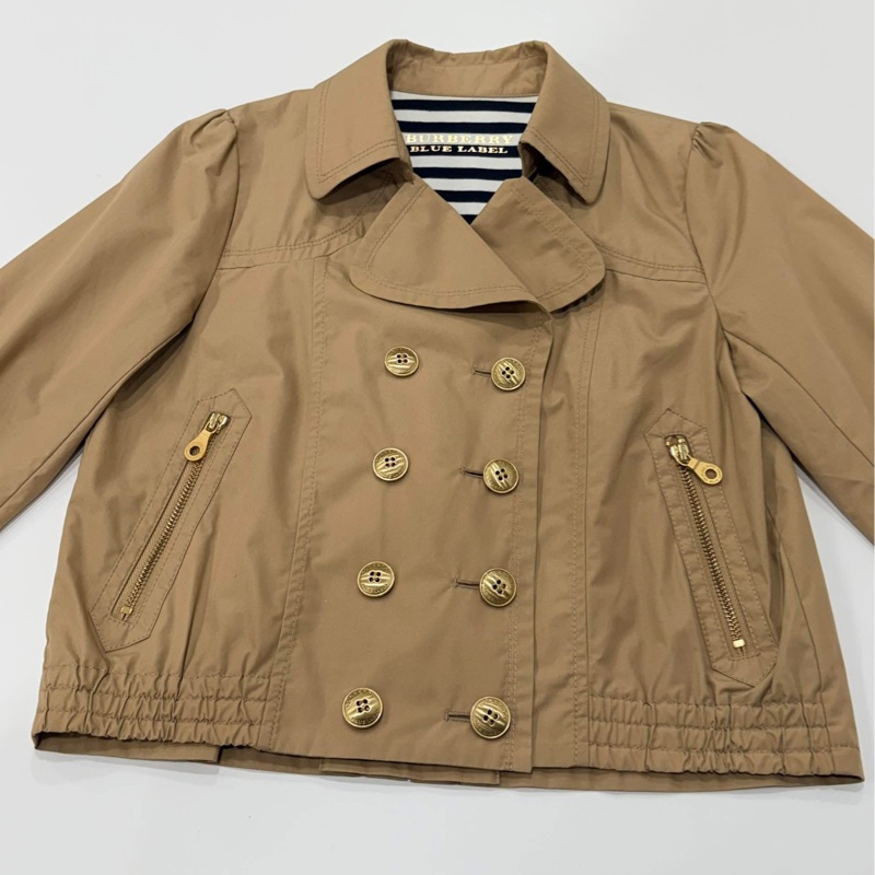 BURBERRY 藍標 雙排金扣短版風衣外套-6