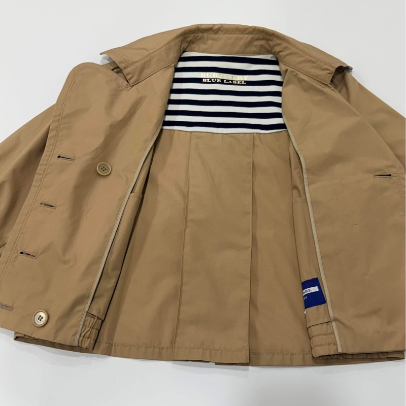 BURBERRY 藍標 雙排金扣短版風衣外套-8