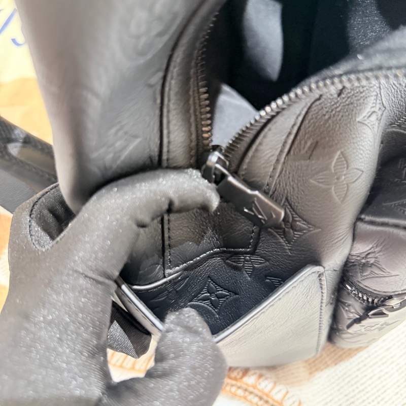 LV Discovery 後背包/ Monogram Shadow-13