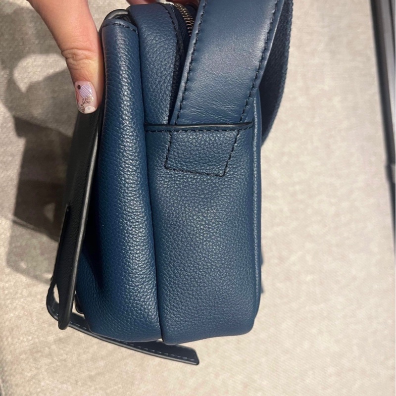 Loewe 藍牛皮銀釦Military Messenger斜背郵差包-4