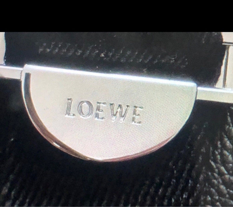Loewe 藍牛皮銀釦Military Messenger斜背郵差包-12