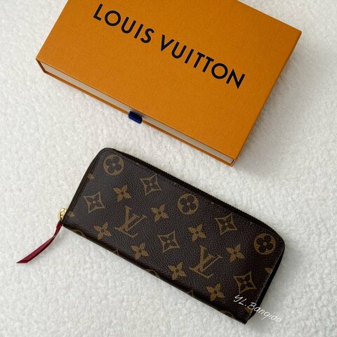 S5362-LV 原花拼紫紅拉鍊長夾M60742