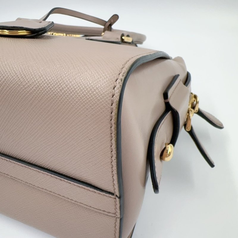 PRADA粉膚防刮牛皮金釦手提側背殺手包1BA164-7