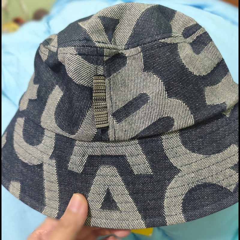 MJ Marc Jacobs Monogram 專櫃款 滿版牛仔漁夫帽 M/L  中性款（不可議）-4