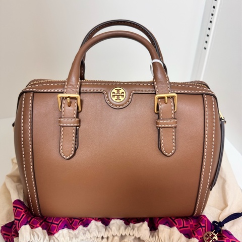 Tory Burch 波士頓包T MONOGRAM LEATHER BARREL BAG TB咖色