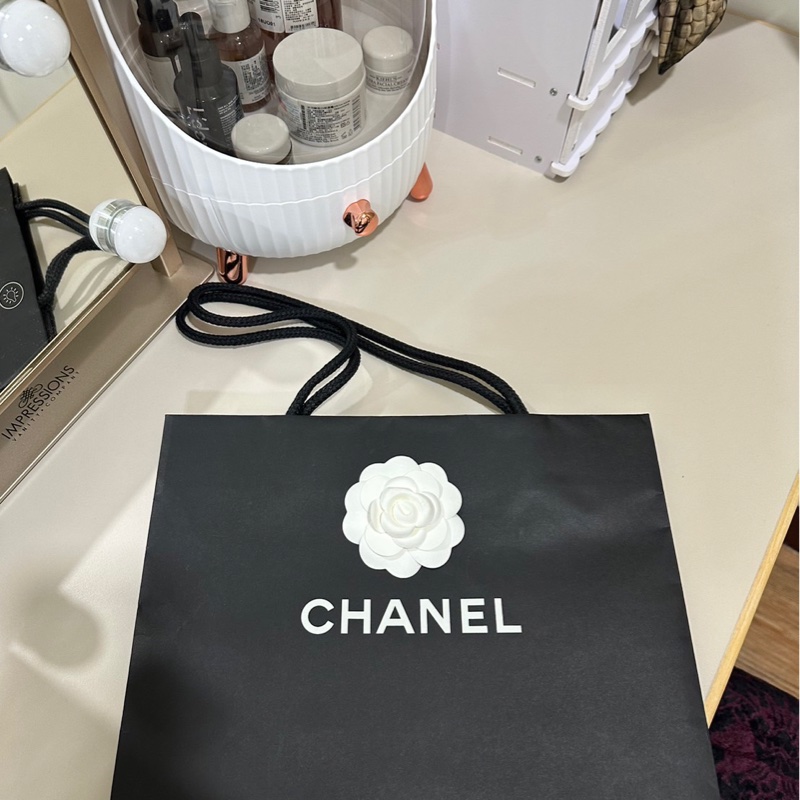 Chanel羊皮淡金扣芯片方胖子-10