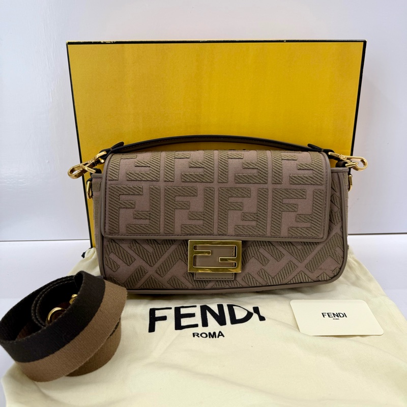 芬迪 FENDI 經典帆布法棍包 兩用包（手提／肩背）8BR600-2