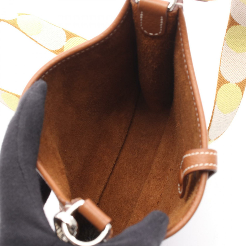 愛馬仕 Evelyne TPM 單肩斜背包 Z Taurillon Clemence 金色二手 SHW-2