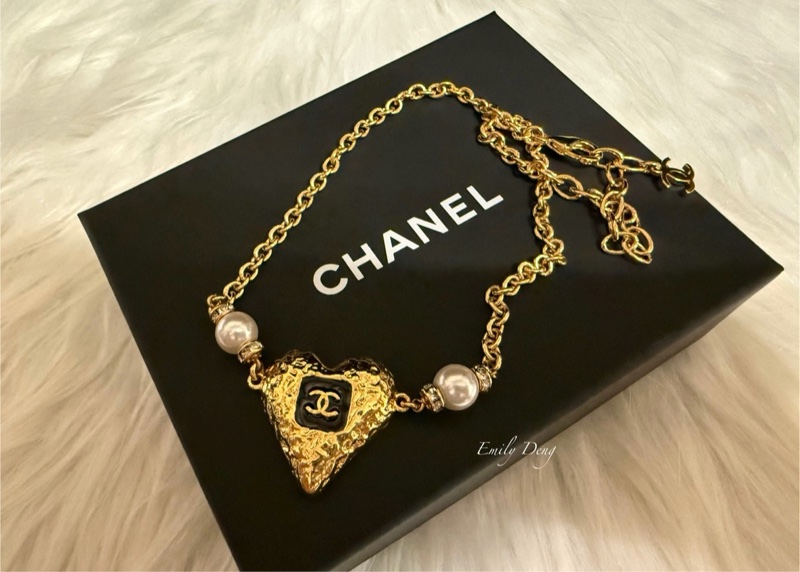Chanel 熔岩愛心項鏈-2