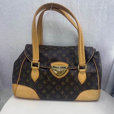 Louis Vuitton Beverly Bag