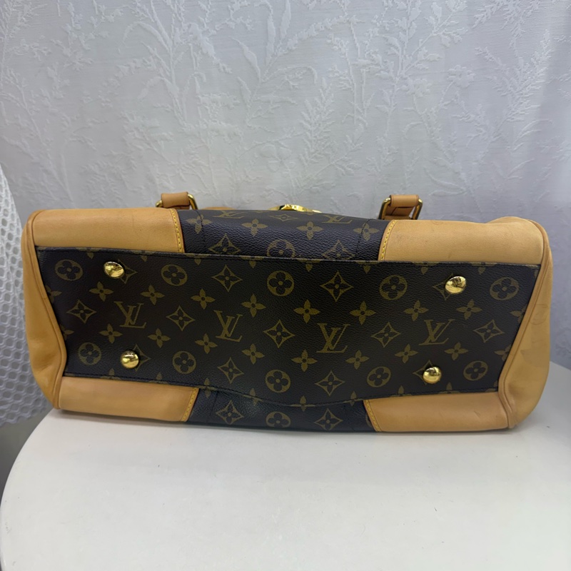 Louis Vuitton Beverly Bag-4