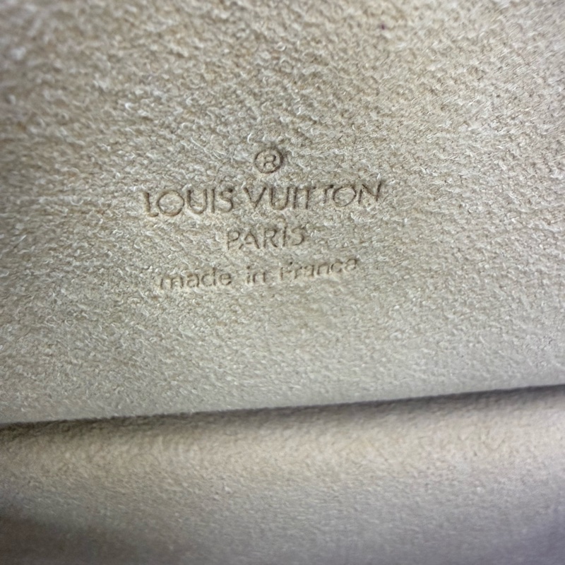 Louis Vuitton Beverly Bag-7
