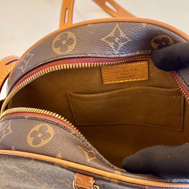 *SHIHNS名牌精品* LV M52294 老花圓餅包-6