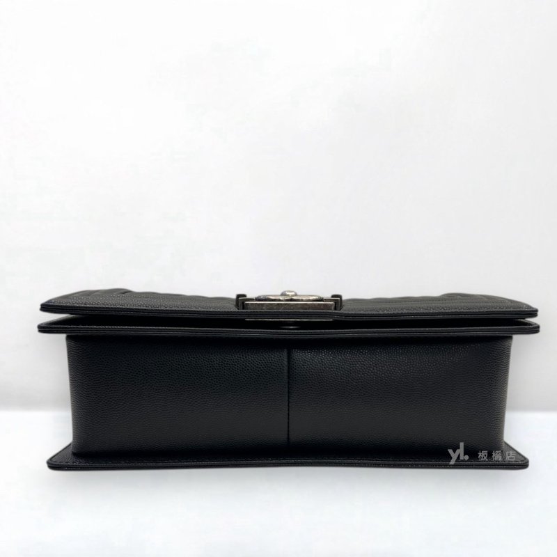 S5390-CHANEL黑荔枝皮銀扣BOY25 A67086-4