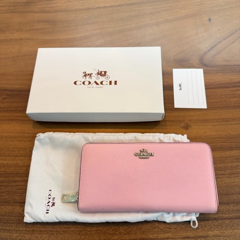 Coach 拉鏈長夾 （粉色）