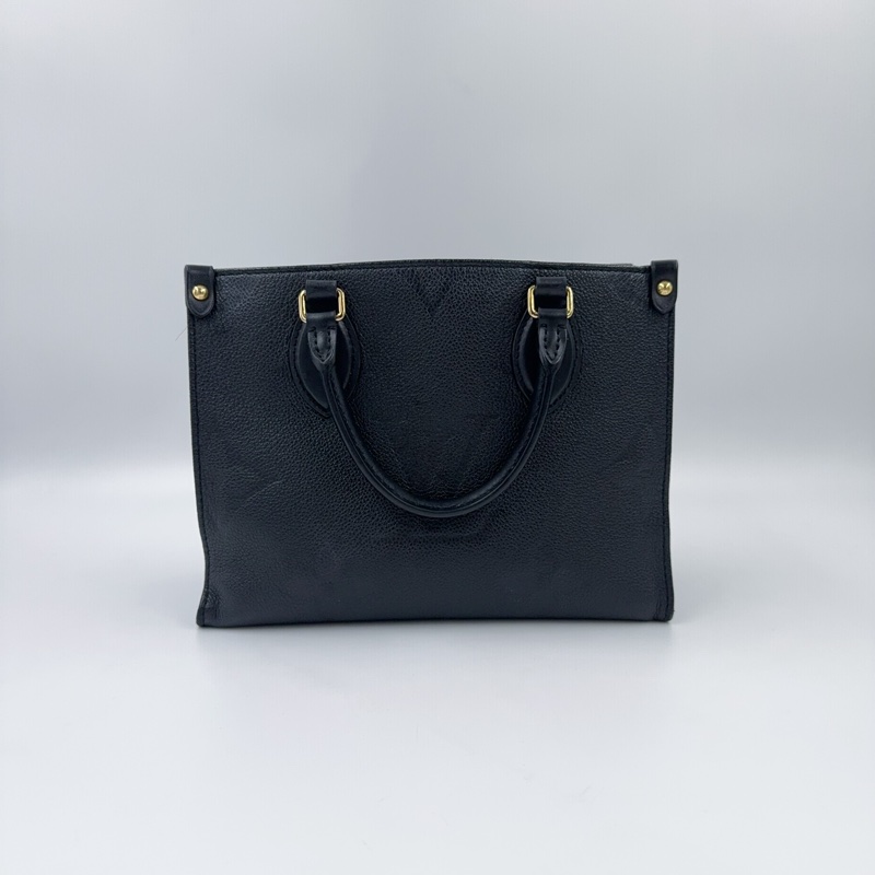 LV黑色牛皮on the go PM手提側背包-4