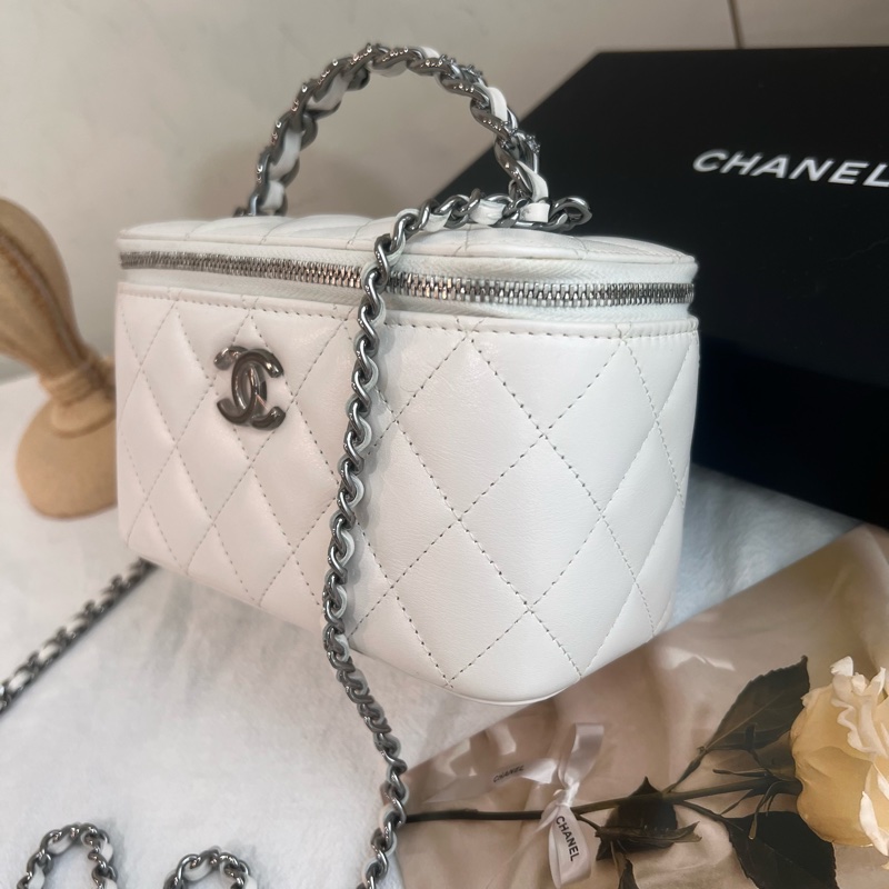 ෆ Chanel 23C帶鑽手提化妝盒包✨ 長盒子-8