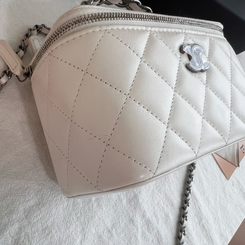 ෆ Chanel 23C帶鑽手提化妝盒包✨ 長盒子-12