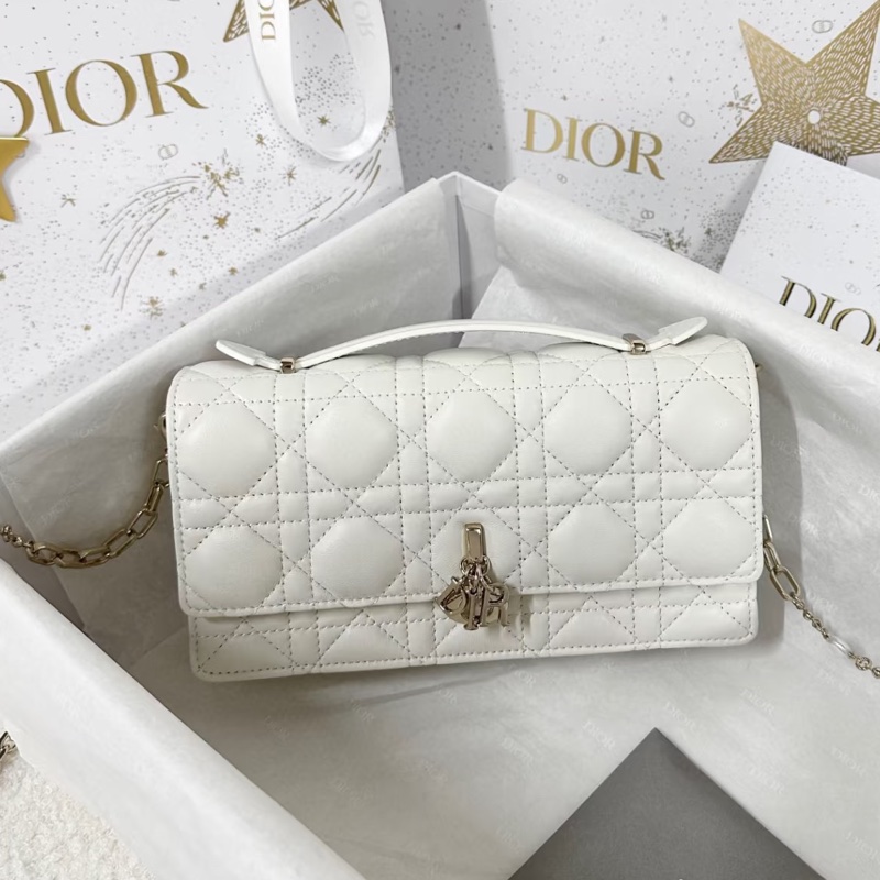 閒置全配🈶購證 #白雪公主 Miss Dior奶白色Woc鏈帶斜挎包-1