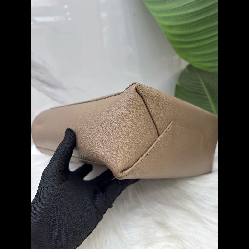 Celine賽琳荔枝紋小牛皮大象灰色水桶包托特購物袋-5