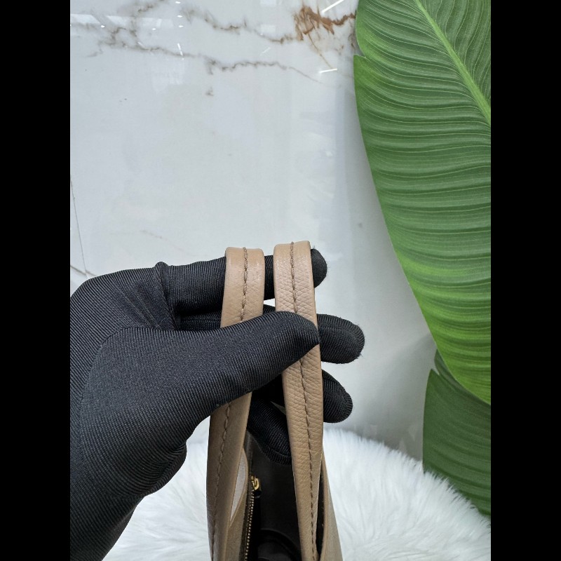 Celine賽琳荔枝紋小牛皮大象灰色水桶包托特購物袋-7