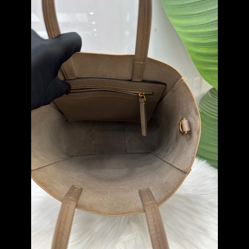 Celine賽琳荔枝紋小牛皮大象灰色水桶包托特購物袋-8