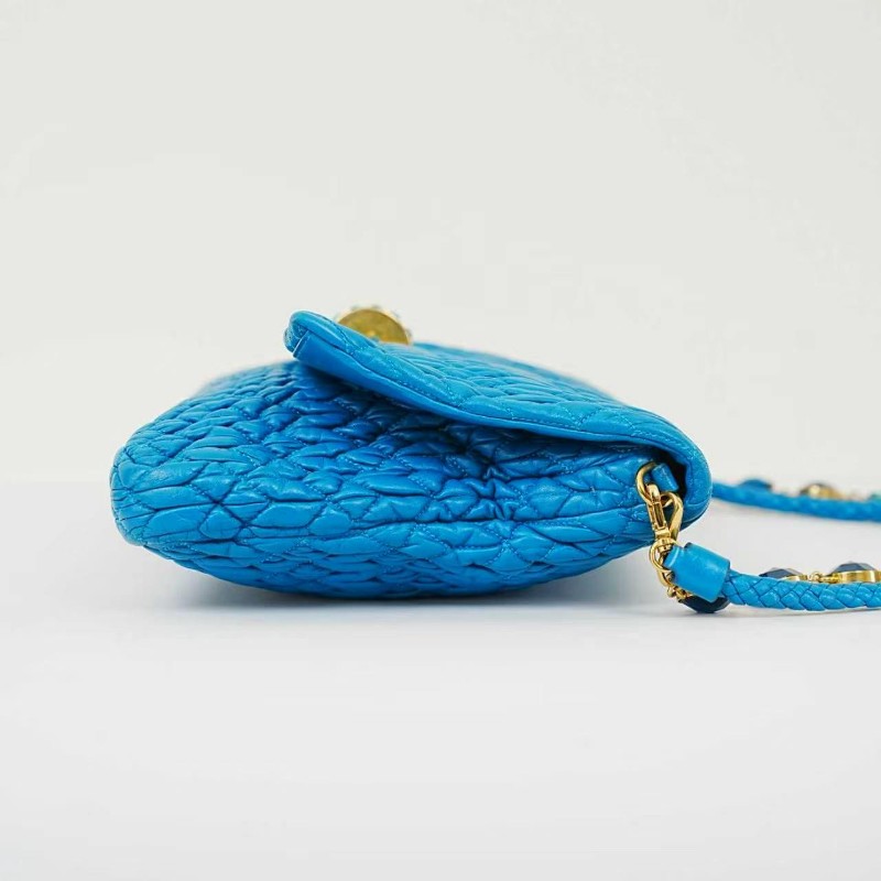 MIU MIU 藍色全皮褶皺寶石鏈條肩背包-4