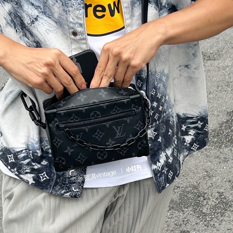 全配🈶購證 #櫃上在售1️⃣2️⃣萬 #芯片款 LV黑武士soft trunk盒子包-3