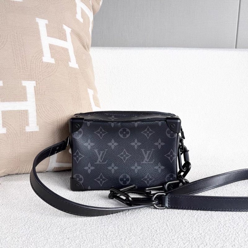 全配🈶購證 #櫃上在售1️⃣2️⃣萬 #芯片款 LV黑武士soft trunk盒子包-5