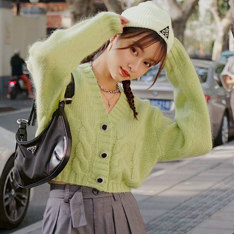 (超甜價💓手慢就沒)🏷Prada 普拉達.中古腋下包/客人寄賣-23