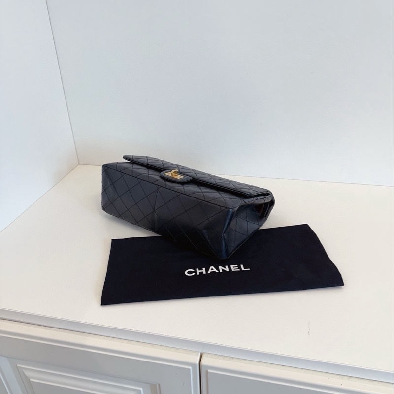 【新🆕】Chanel 黑金油蠟皮2.55 中號 單肩包-5