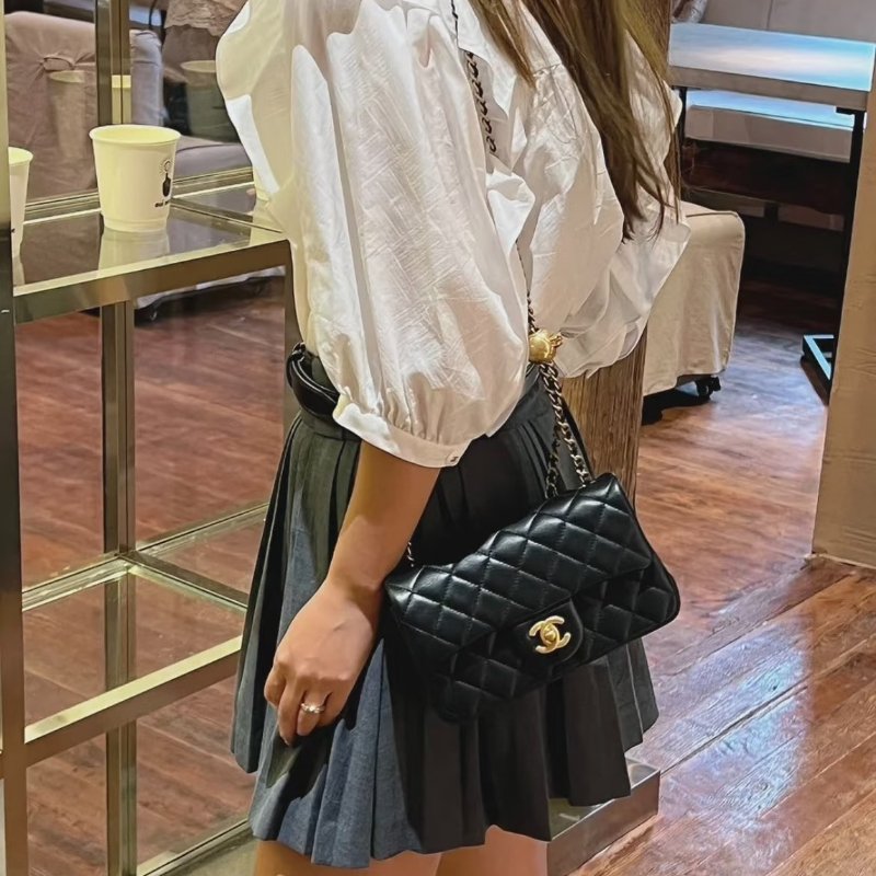 CHANEL 經典口蓋包Mini CF20 - 金球黑金-10