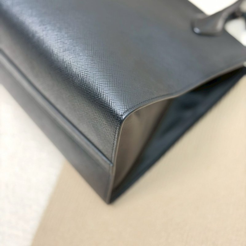 🏷Prada 普拉達.Monochrome 防刮托特/客人寄賣-7