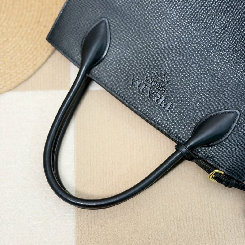 🏷Prada 普拉達.Monochrome 防刮托特/客人寄賣-14