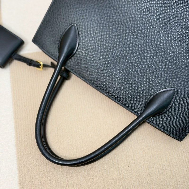 🏷Prada 普拉達.Monochrome 防刮托特/客人寄賣-15