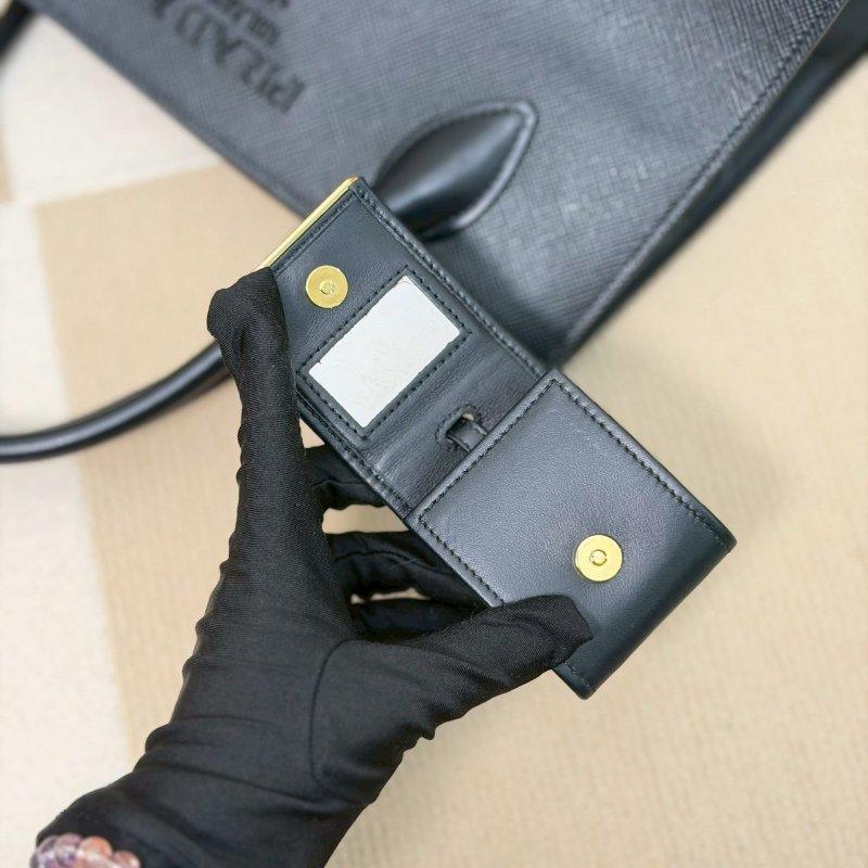 🏷Prada 普拉達.Monochrome 防刮托特/客人寄賣-20