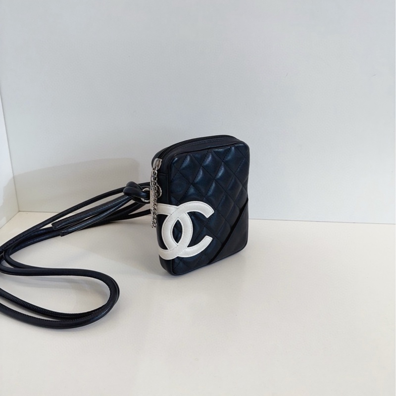 【98新🆕】Chanel 黑色白logo 熊貓色 康鵬相機 mini 斜挎包-2