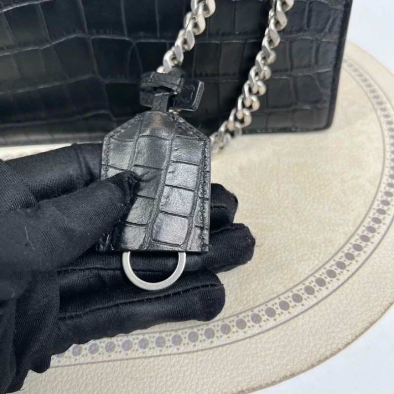 YSL聖羅蘭 黑色鱷魚壓紋日落包單肩斜挎包 包型立挺 容量大小剛好 適合日常通勤使用 高級美麗-16